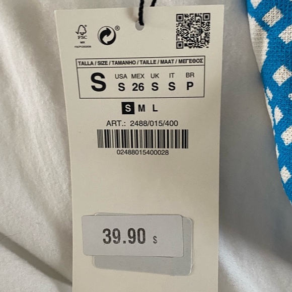 ZARA NWT Small knit summer dress. I wear 4-6 but still have room. - Picture 4 of 6